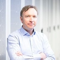 “Leaseweb Public Cloud has been designed in close consultation with customers who value the hyperscale concept but want an alternative with better price, performance and flexibility,” said Con Zwinkels, CEO at Leaseweb.